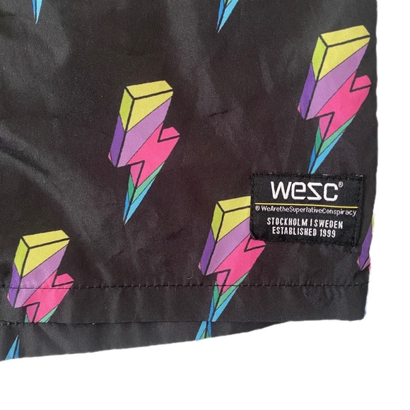 WESC Men’s Black Drawstring Swim Trunks Hot Pants Colorful Lightning Pride Sz S - Picture 4 of 5
